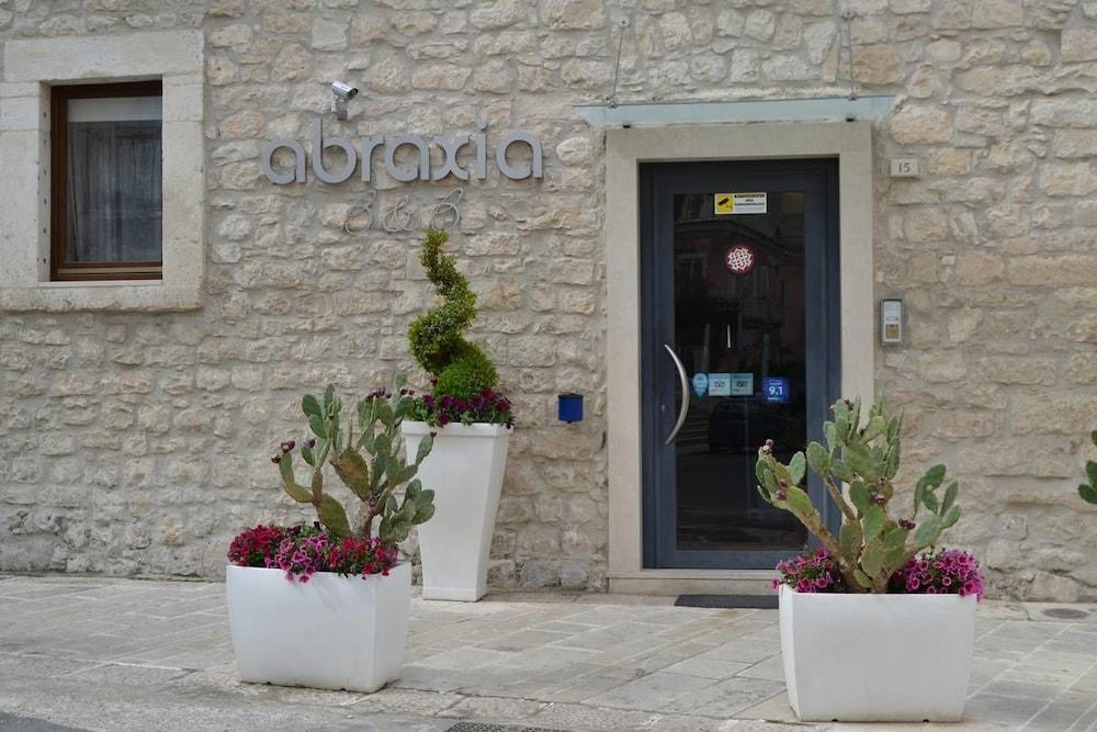 Abraxia B&B Comiso Buitenkant foto